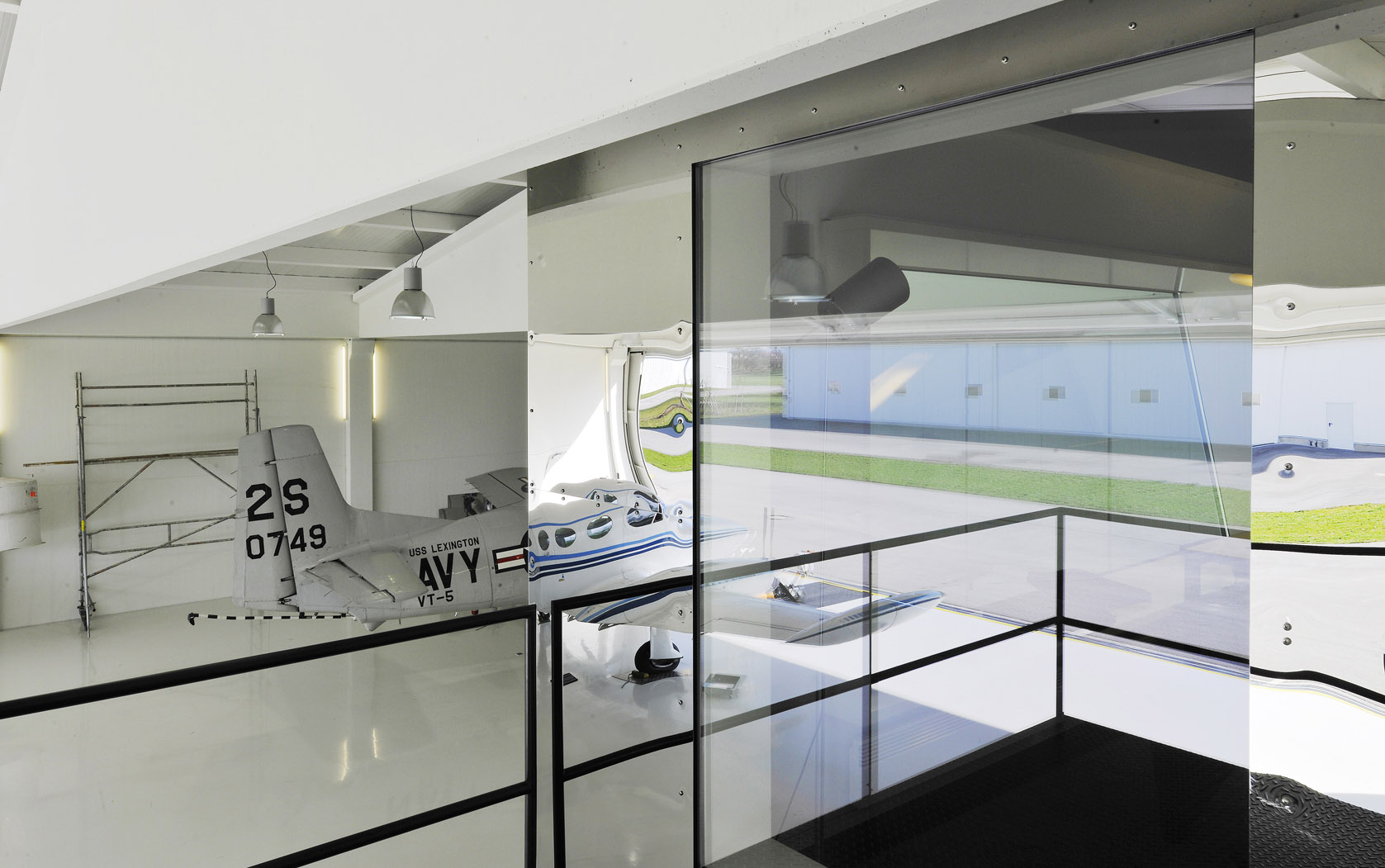 captain hook by studio lot 06.jpg